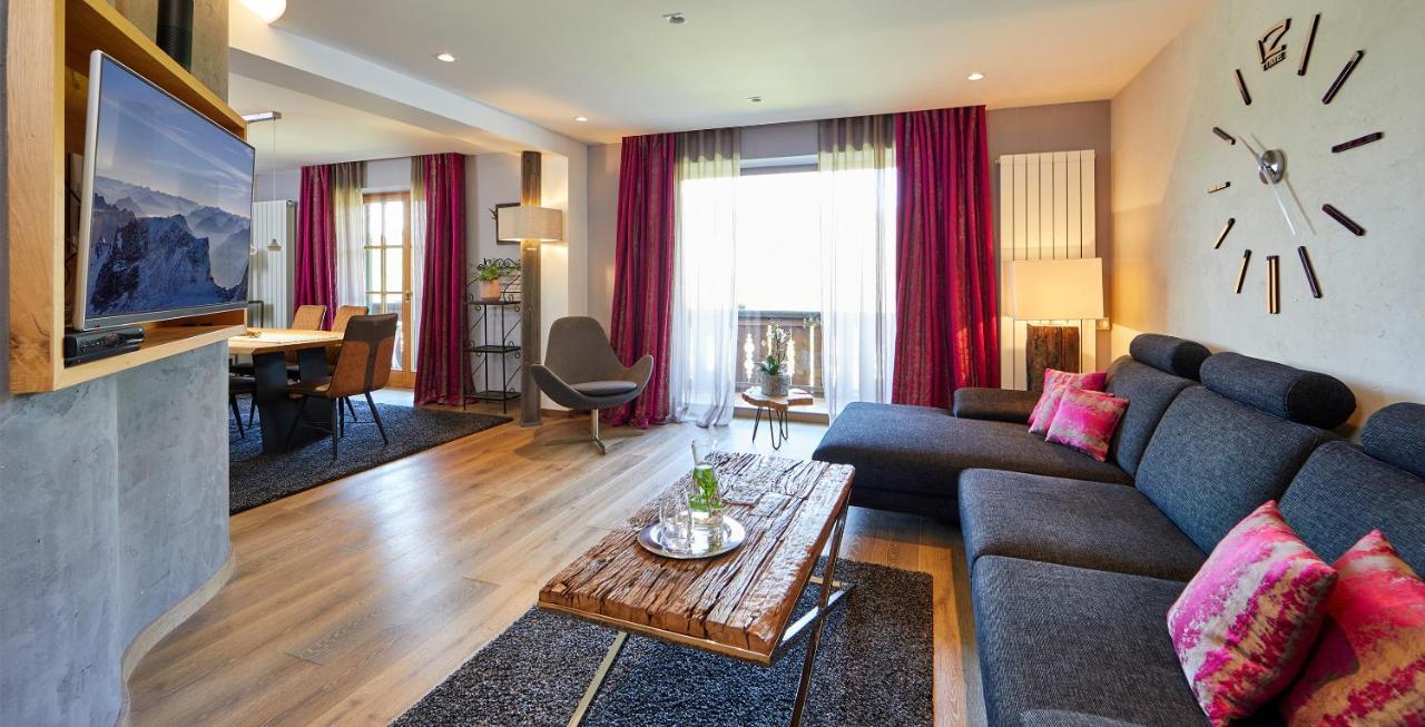 Krün Landhotel Zum Bad מראה חיצוני תמונה